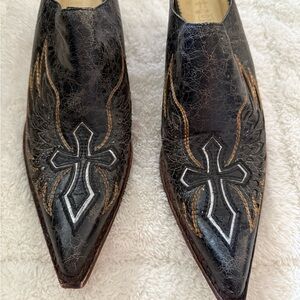 Corral Distressed Mules with Distinctive Cross and Wing Design